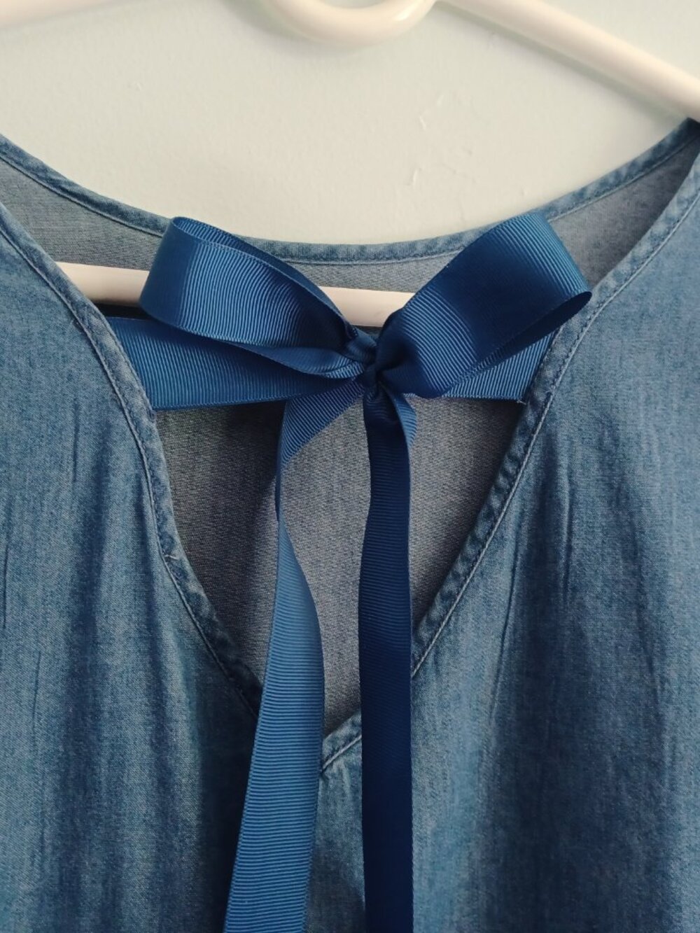 Hester & Orchard Women's Blouse Top Chambray Blue Lace Detail Size L - Picture 4 of 7